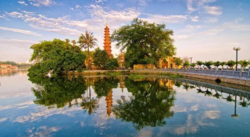 New Moon Hotel Hanoi