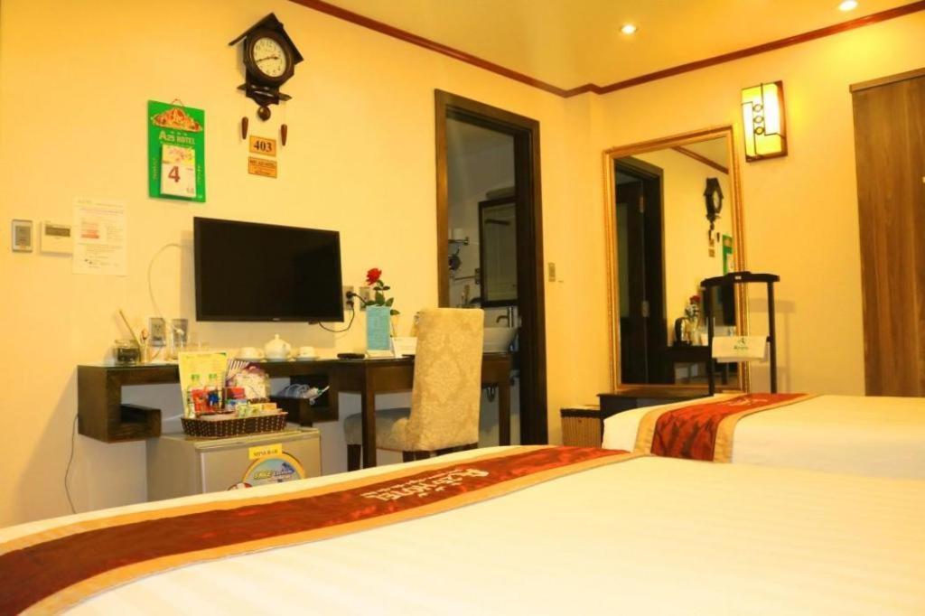 Hotel New Moon Hanoi