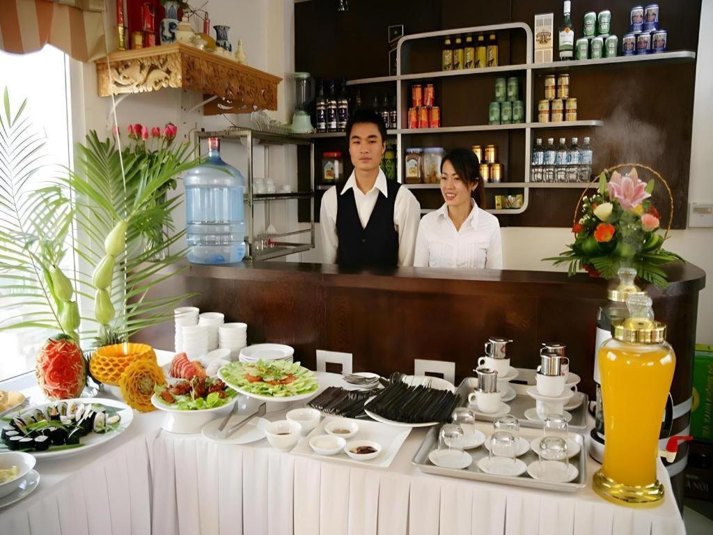 Hotel New Moon 2*