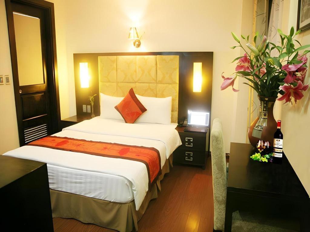 Hotel New Moon Hanoi