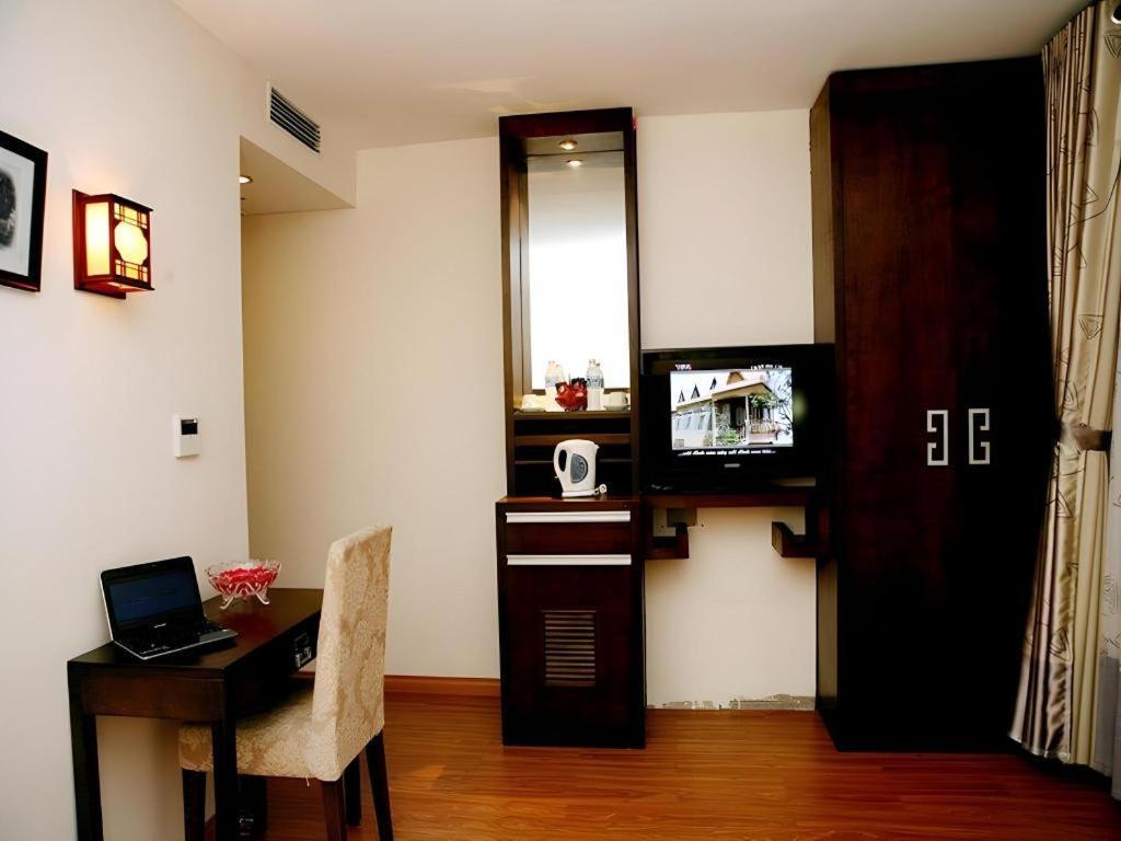 Hotel New Moon Hanoi